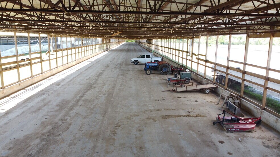 More Photos Of 673 Shade Farm Rd, Quincy Warehouse For Sale