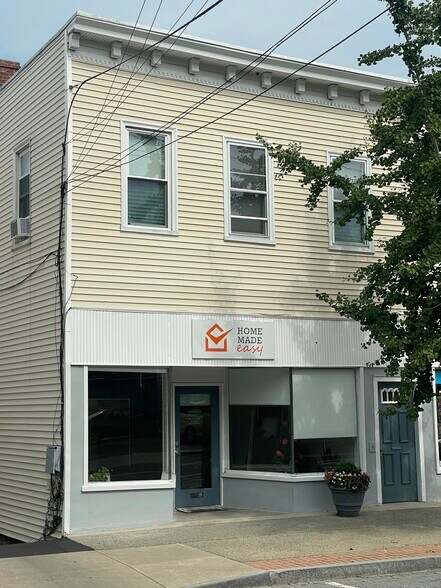More Photos Of 71 Cedar St, Norwalk Storefront Retail Office For Lease