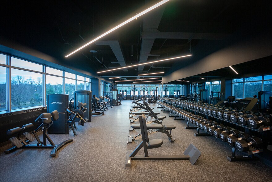 More Photos Of 300 Connell Dr, Berkeley Heights Office Residential For Lease