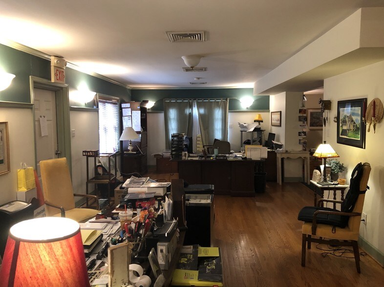More Photos Of 808 N Union St, Wilmington Religious Facility For Lease