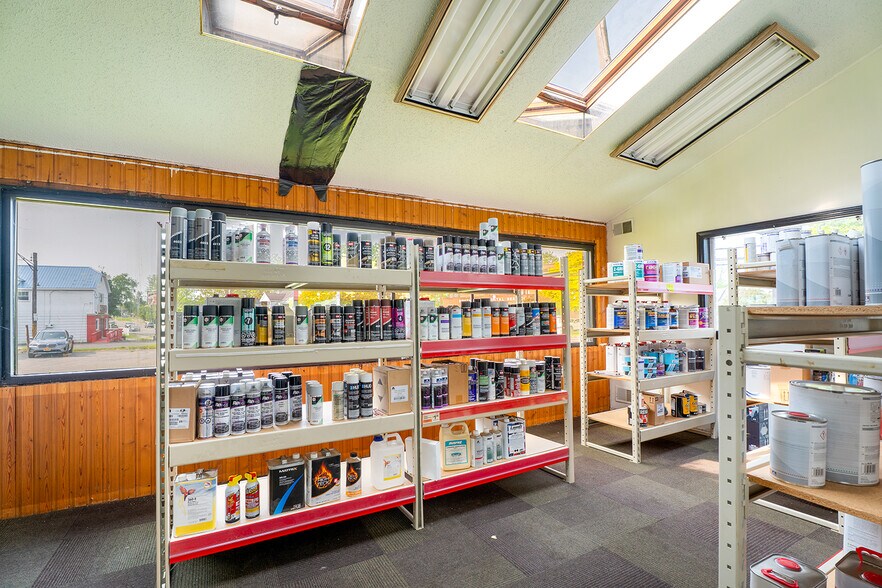 More Photos Of 1486 Abbott Rd, Lackawanna Freestanding For Sale