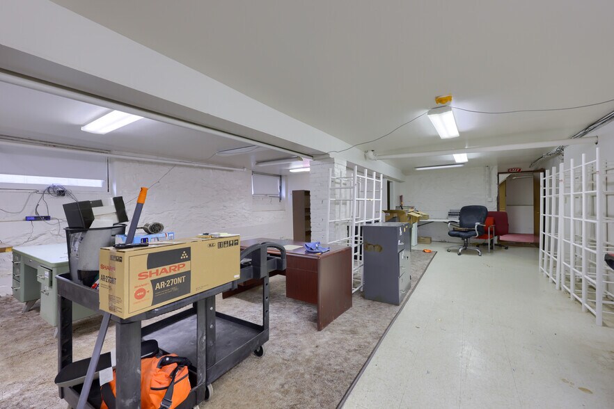 More Photos Of 3540 Saint Lawrence Ave, Reading Loft Creative Space For Sale