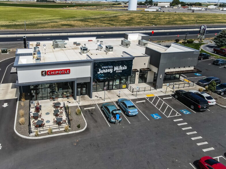 More Photos Of 2345 South Maiers Road, Moses Lake General Retail For Lease