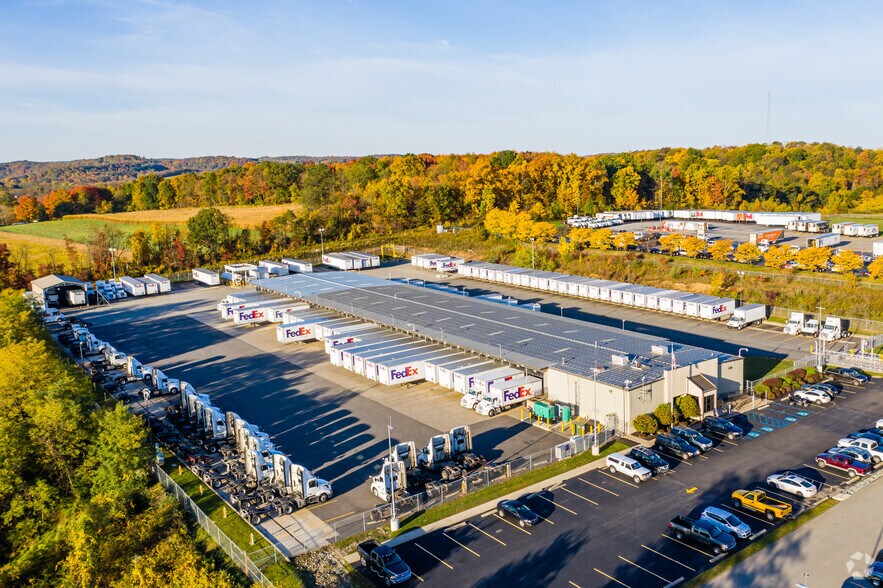 More Photos Of 217 E View Dr, Mount Pleasant Distribution For Sale