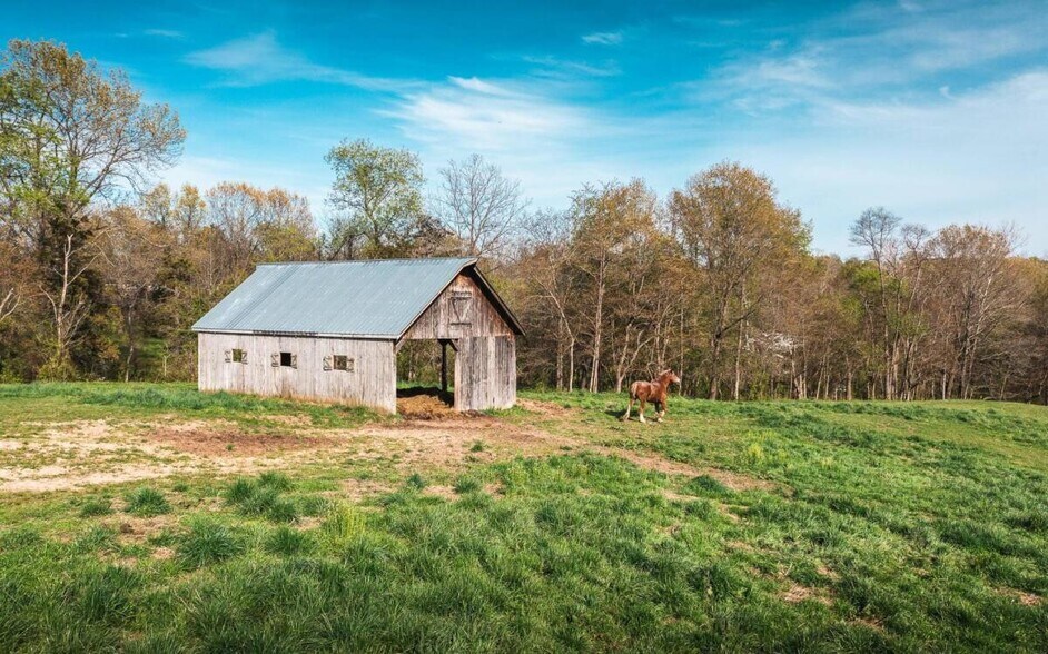 More Photos Of 3166 Highway B, Berger Winery Vineyard For Sale