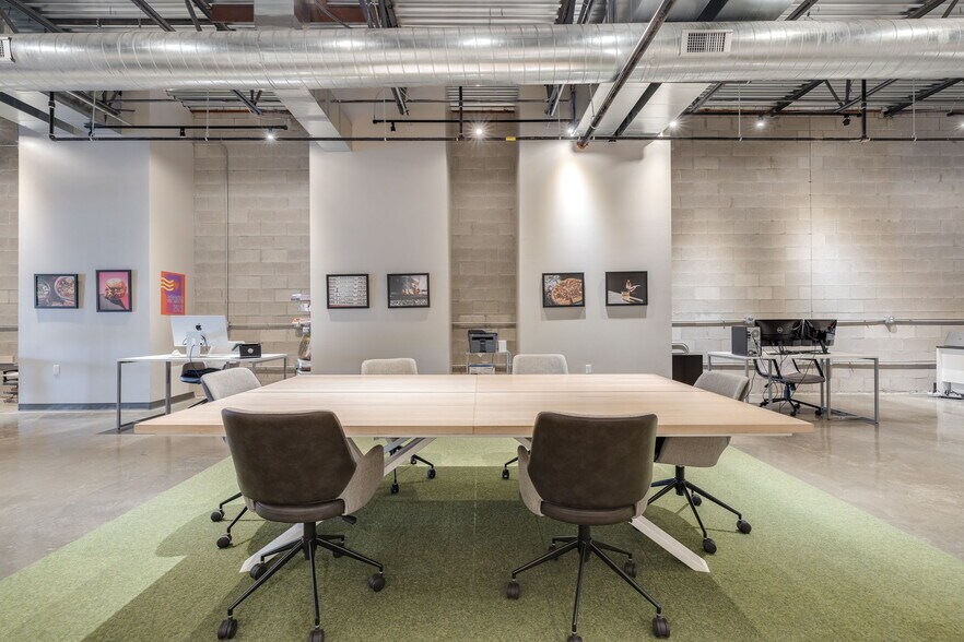 More Photos Of 1804 NW 16th St, Oklahoma City Office For Lease