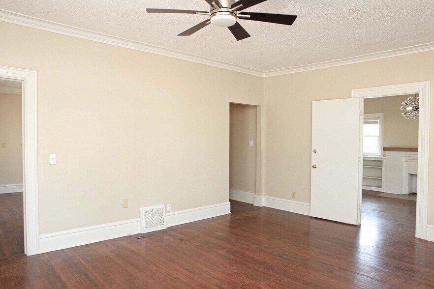 More Photos Of 1629 S Peoria Ave, Tulsa Loft Creative Space For Lease