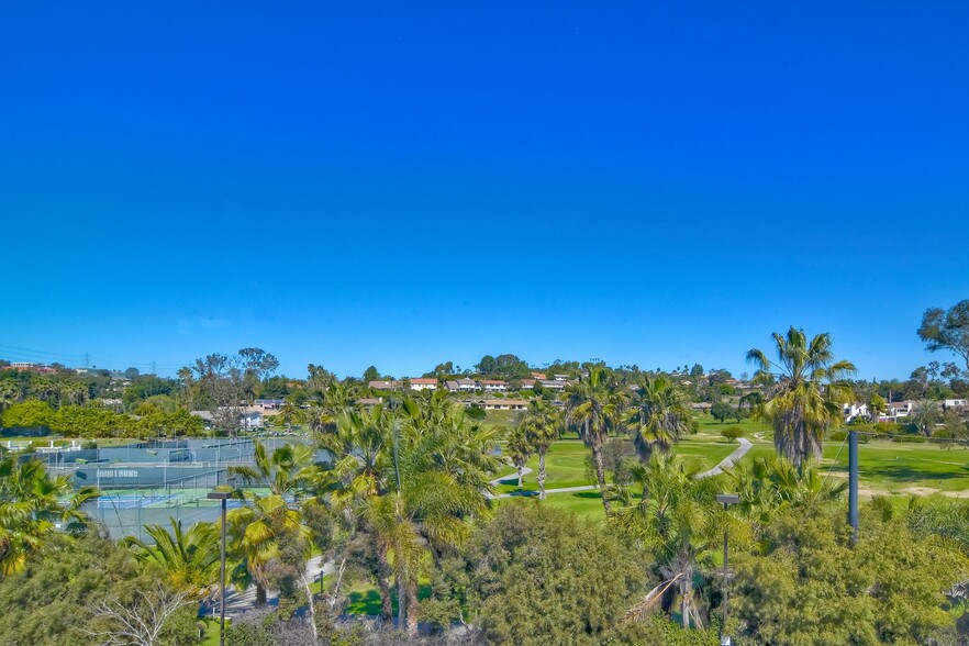 More Photos Of 3186 Vista Way, Oceanside Office For Sale