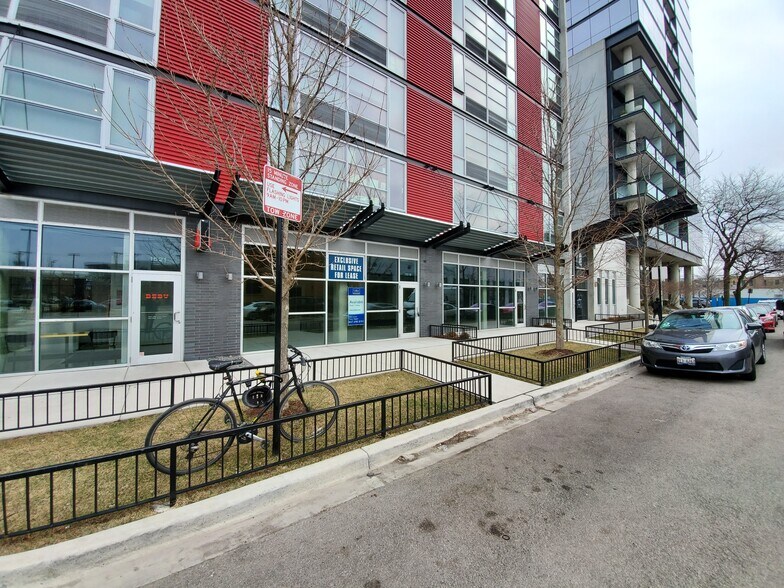 More Photos Of 1519 N Fremont St, Chicago Apartments For Lease