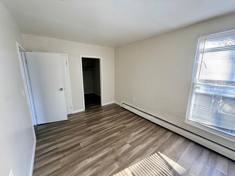 More Photos Of 911-913 Rogers Pl, Cincinnati Apartments For Sale