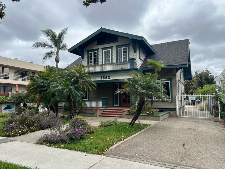 More Photos Of 1642 E 4th St, Santa Ana Loft Creative Space For Sale