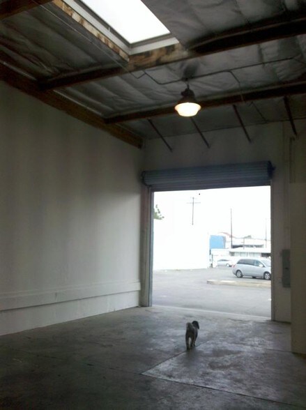 More Photos Of 1120-1130 Price Ave, Pomona Warehouse For Lease