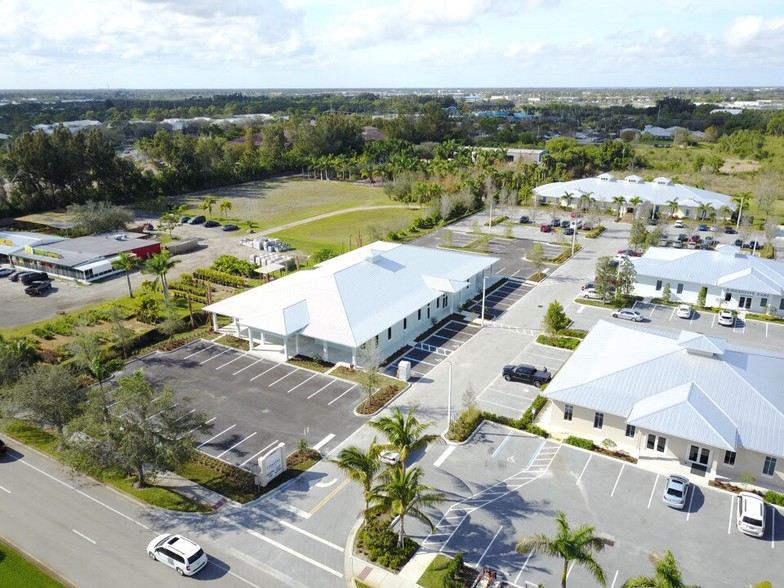 More Photos Of 1111 SE Indian St, Stuart Medical For Lease