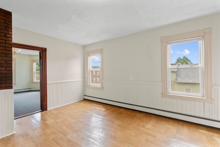 More Photos Of 240-242 Washington St, New Britain Apartments For Sale