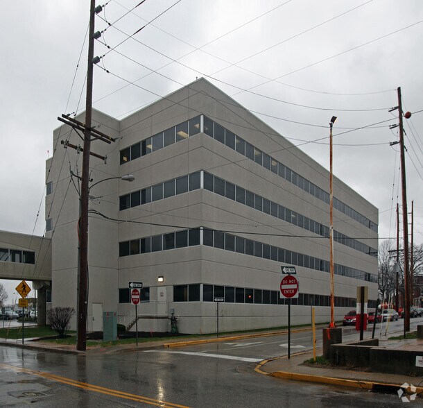 More Photos Of 400 First Capitol Dr, Saint Charles Medical For Lease