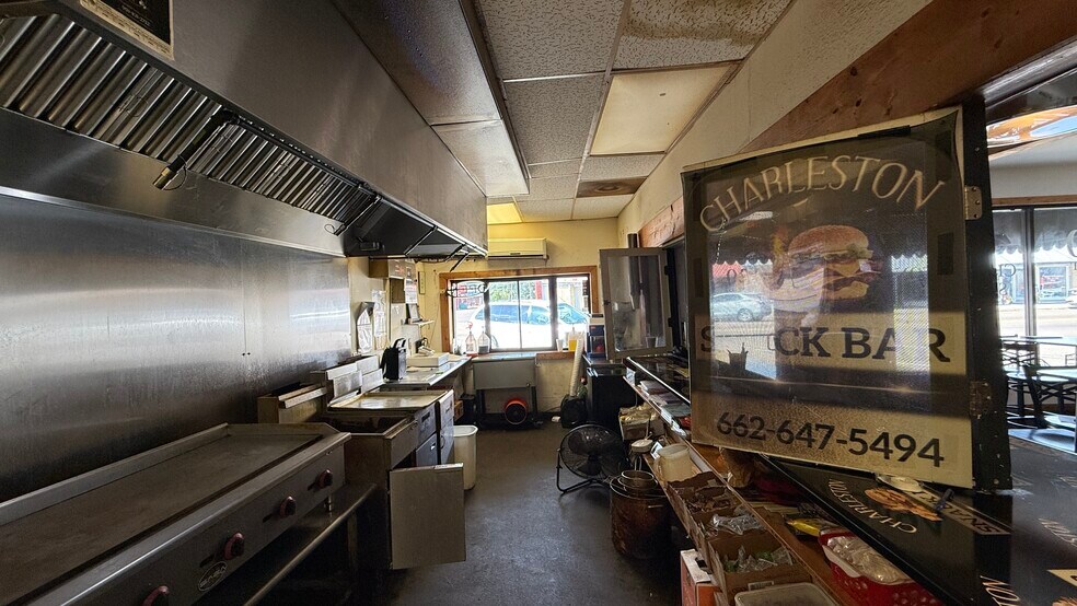 More Photos Of 120 Main St, Charleston Restaurant For Lease