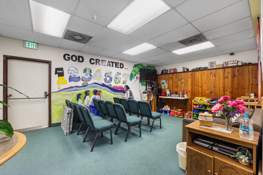 More Photos Of 807 Emerald Bay Rd, South Lake Tahoe Office For Sale