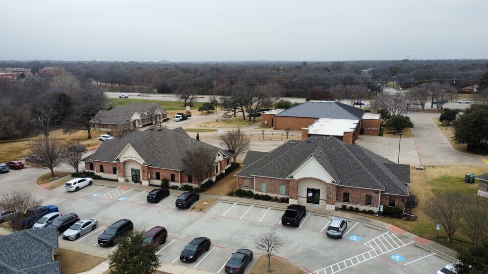 More Photos Of 4061 Kirkpatrick Ln, Flower Mound Medical For Lease