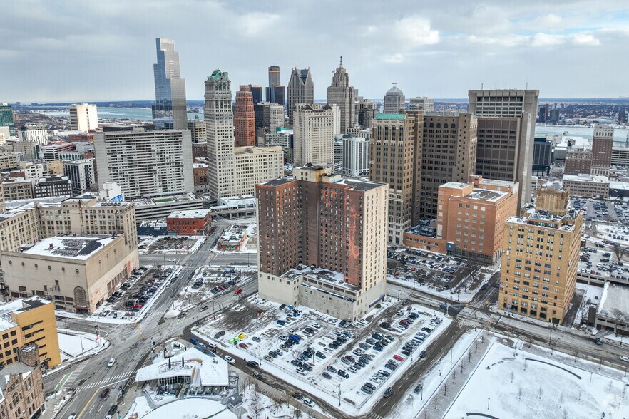 More Photos Of 400 Bagley St, Detroit Unknown For Sale