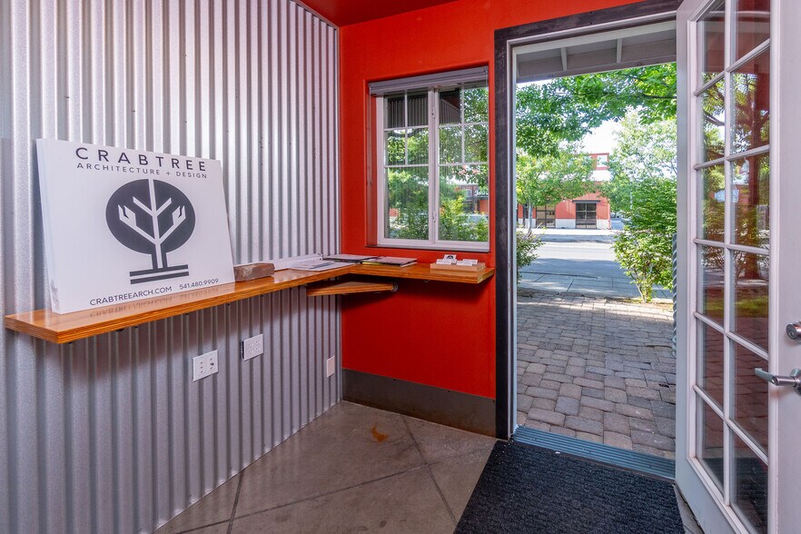 More Photos Of 616 NW Arizona Ave, Bend Office For Sale