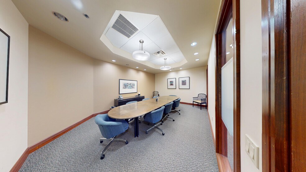 More Photos Of 7920 E Thompson Peak Pky, Scottsdale Office For Sale