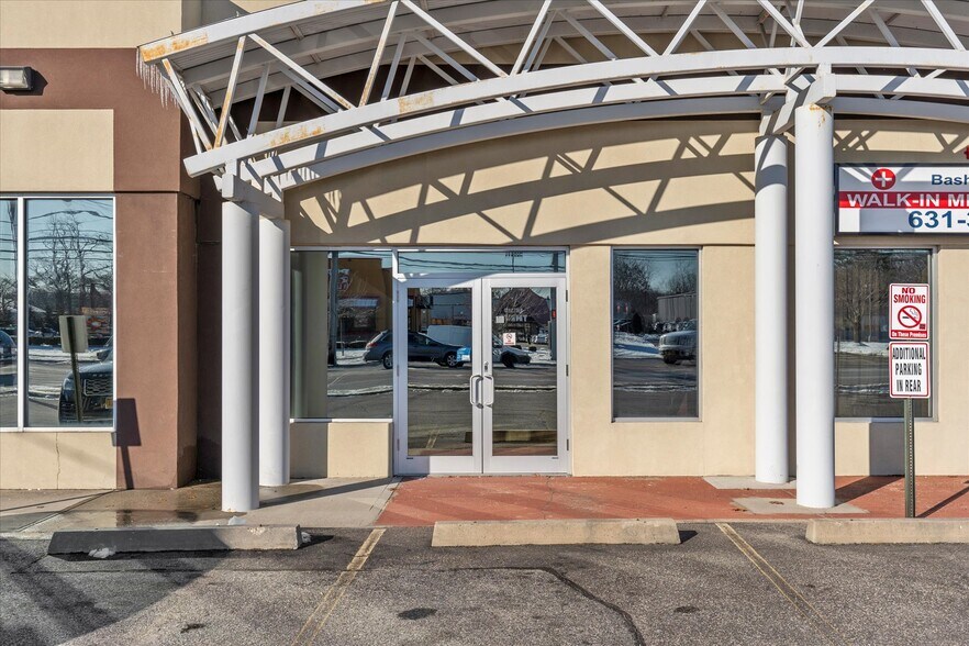 More Photos Of 1787-1797 Middle Country Rd, Centereach Storefront For Lease