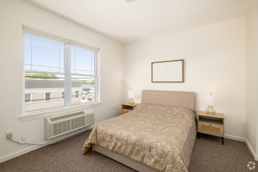 More Photos Of 510 Hamilton St, Somerset Apartments For Sale