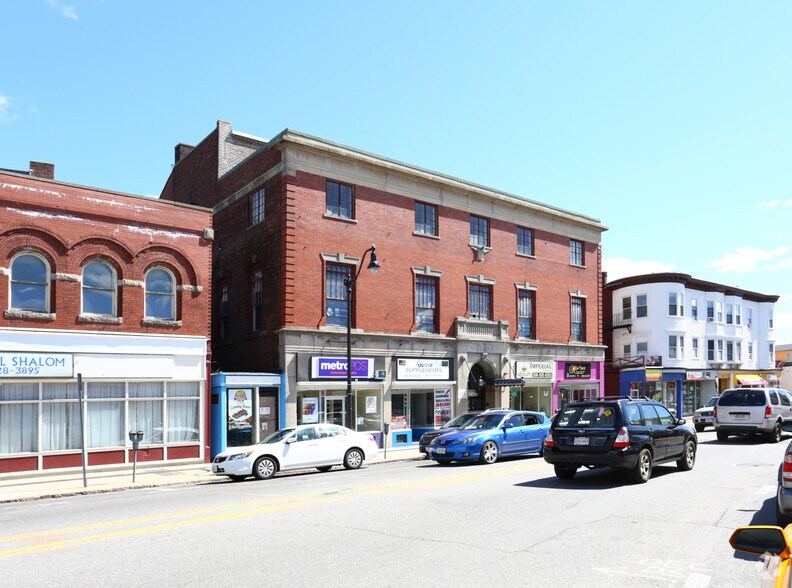 More Photos Of 40 Hollis St, Framingham Apartments For Sale