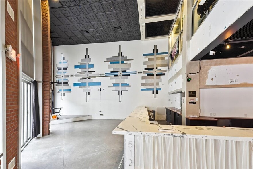 More Photos Of 512 Paterson Plank Rd, Jersey City Restaurant For Sale