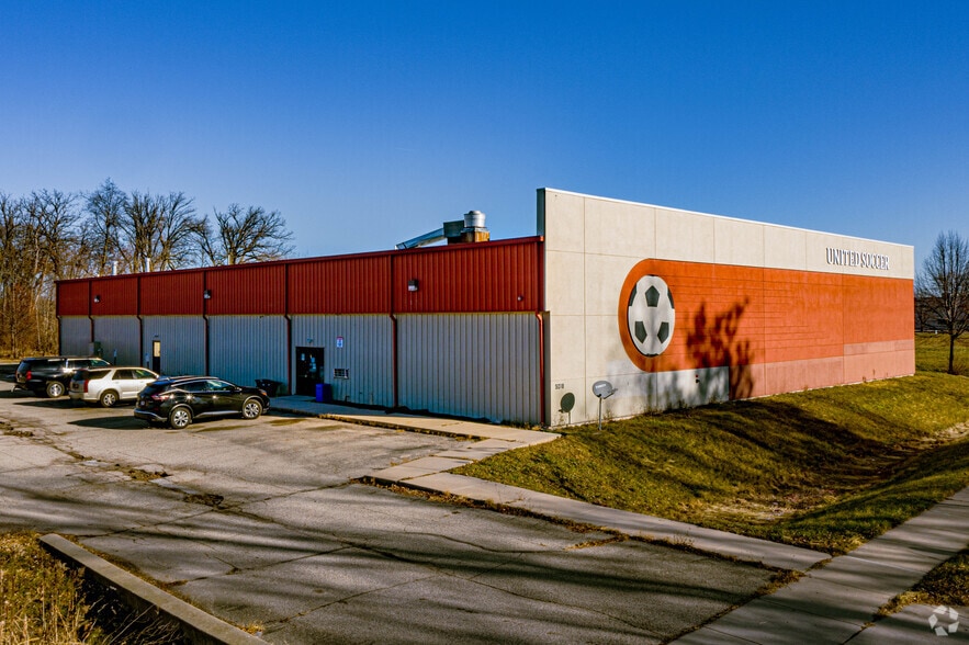 Primary Photo Of 5018 Blazing Star Dr, Madison Sports And Entertainment For Sale