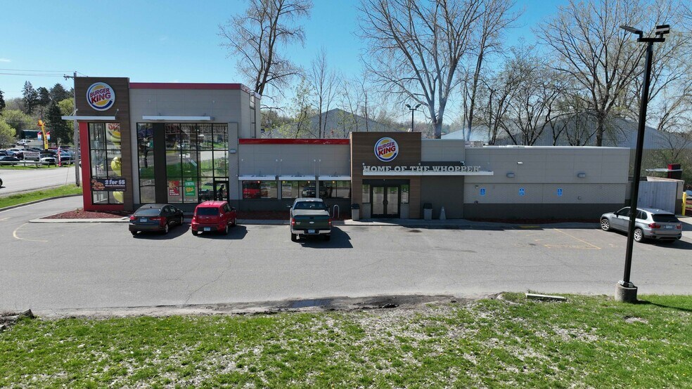 More Photos Of 2535 Division St N, North Saint Paul Fast Food For Sale