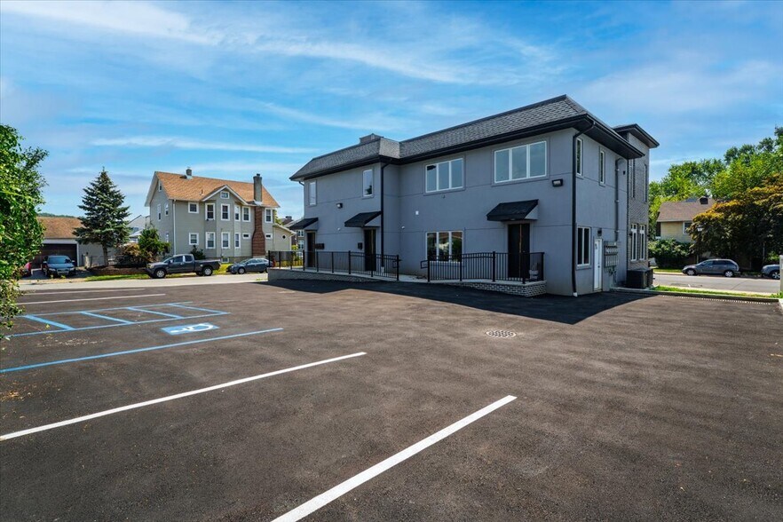 More Photos Of 1108 McBride Ave, Woodland Park Apartments For Sale