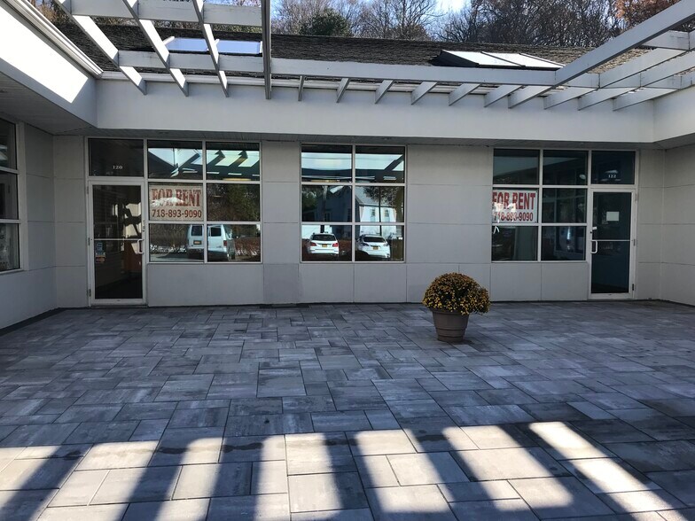 More Photos Of 126-130 Woodbury Rd, Woodbury Unknown For Lease