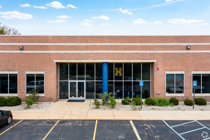 More Photos Of 29770 Hudson Dr, Novi Research And Development For Sale
