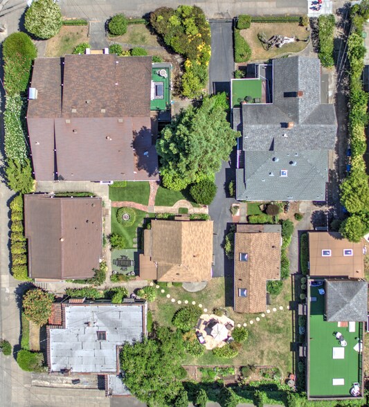 More Photos Of 2-10 7th St, Petaluma Apartments For Sale
