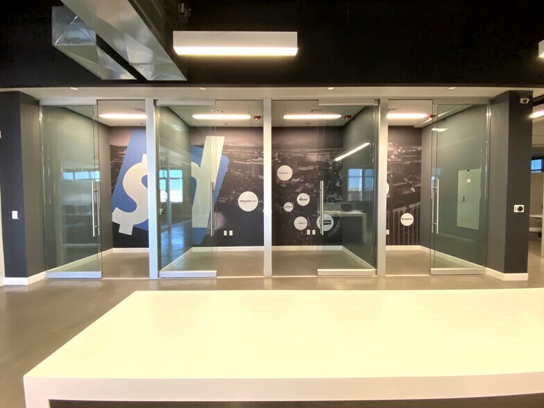 More Photos Of 6010 S Durango Dr, Las Vegas Loft Creative Space For Sale