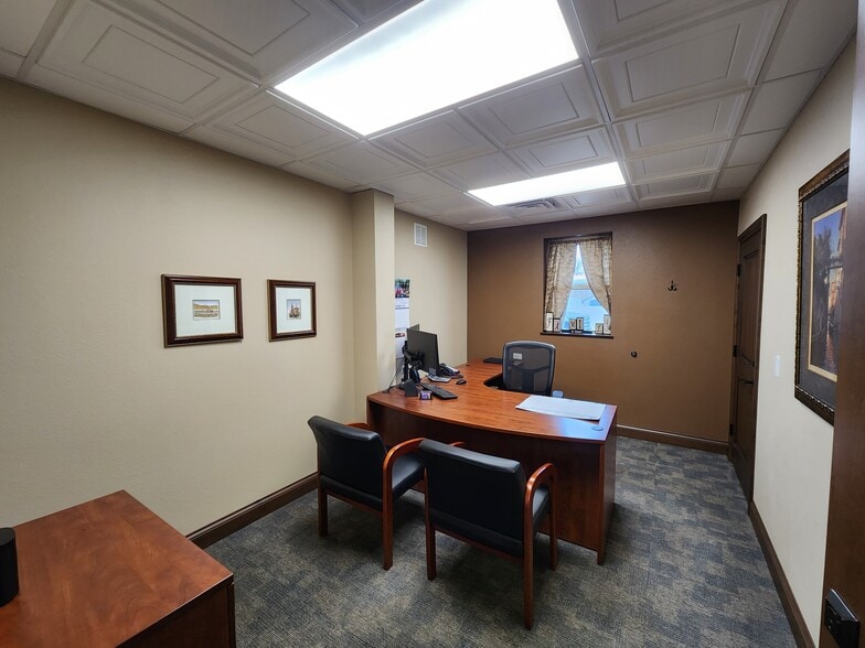 More Photos Of 4700 S College Ave, Fort Collins Office For Lease