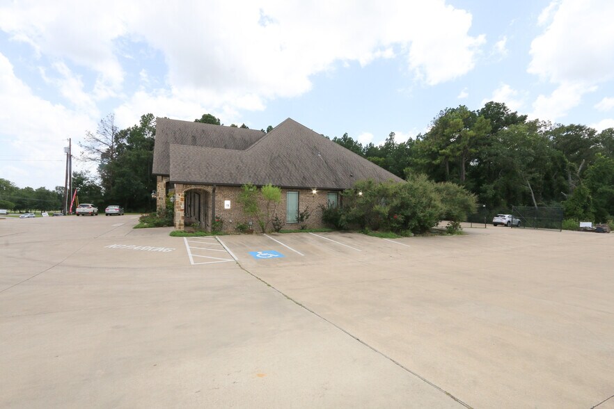 More Photos Of 15488 Fm 2493, Tyler Medical For Lease
