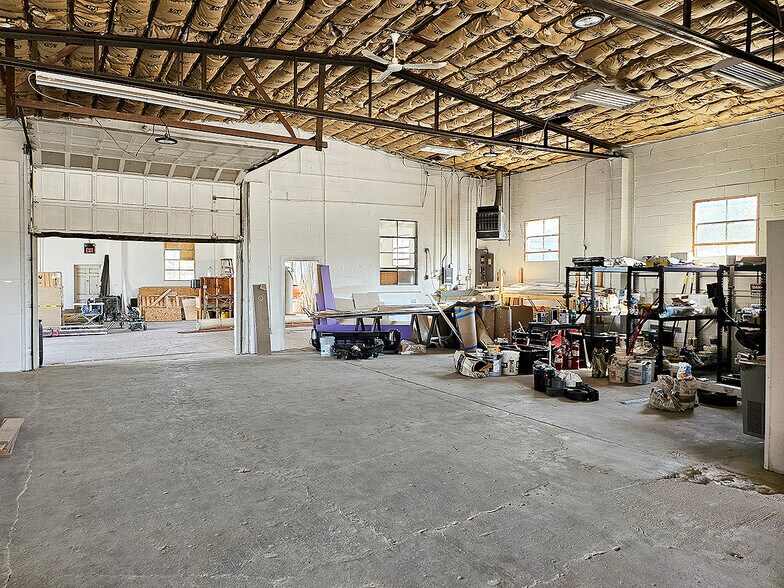 More Photos Of 1060 W Kansas Ave, Mcpherson Freestanding For Sale