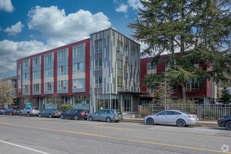 Primary Photo Of 5444 Delridge Way SW, Seattle Apartments For Lease