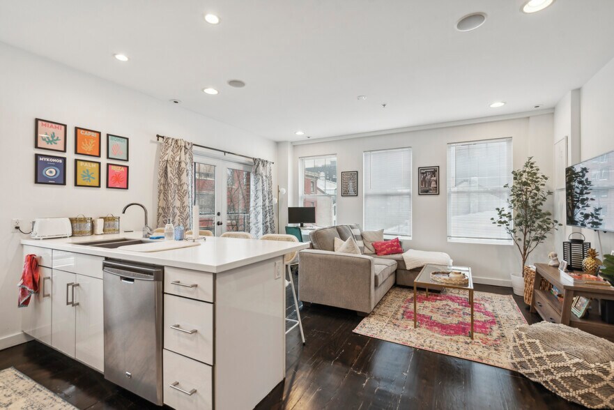 More Photos Of 263 N 3rd St, Philadelphia Apartments For Sale