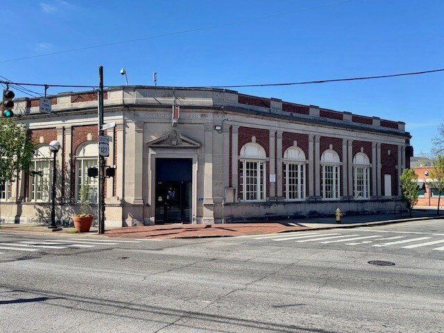Primary Photo Of 5845-5851 Hamilton Ave, Cincinnati Storefront For Lease