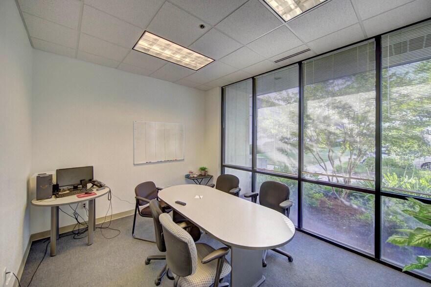 More Photos Of 1065 Marauder St, Chico Manufacturing For Lease