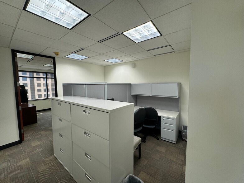 More Photos Of 1100 Alakea St, Honolulu Office For Sale