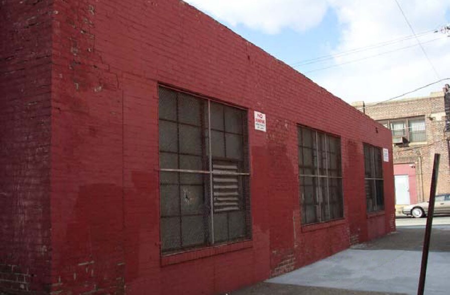 More Photos Of 3521 F St, Philadelphia Warehouse For Lease