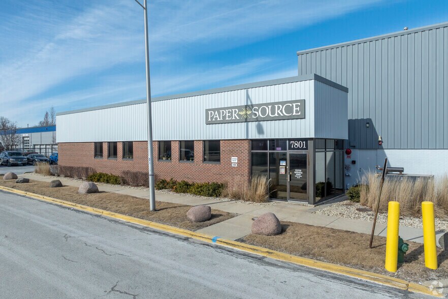 More Photos Of 7801 Industrial Dr, Forest Park Warehouse For Sale