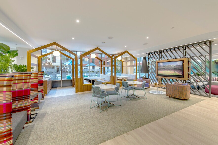 More Photos Of 190 Pleasant St, Malden Apartments For Lease