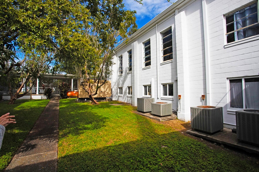 More Photos Of 1310 22nd Ave S, Saint Petersburg Religious Facility For Sale