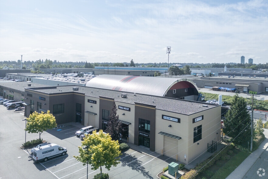 More Photos Of 19840 96th Ave, Langley Twp Showroom For Lease