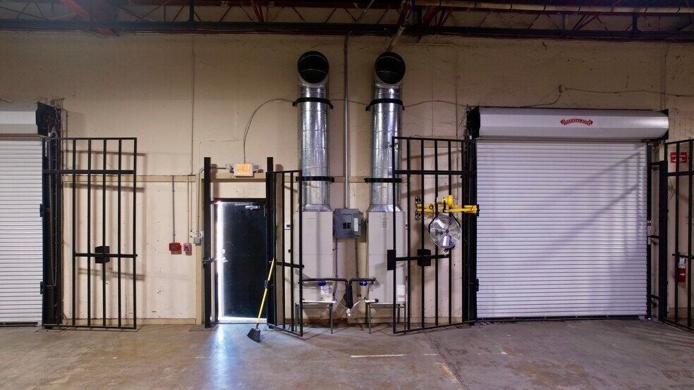 More Photos Of 1131 Shine Ave, Myrtle Beach Warehouse For Lease